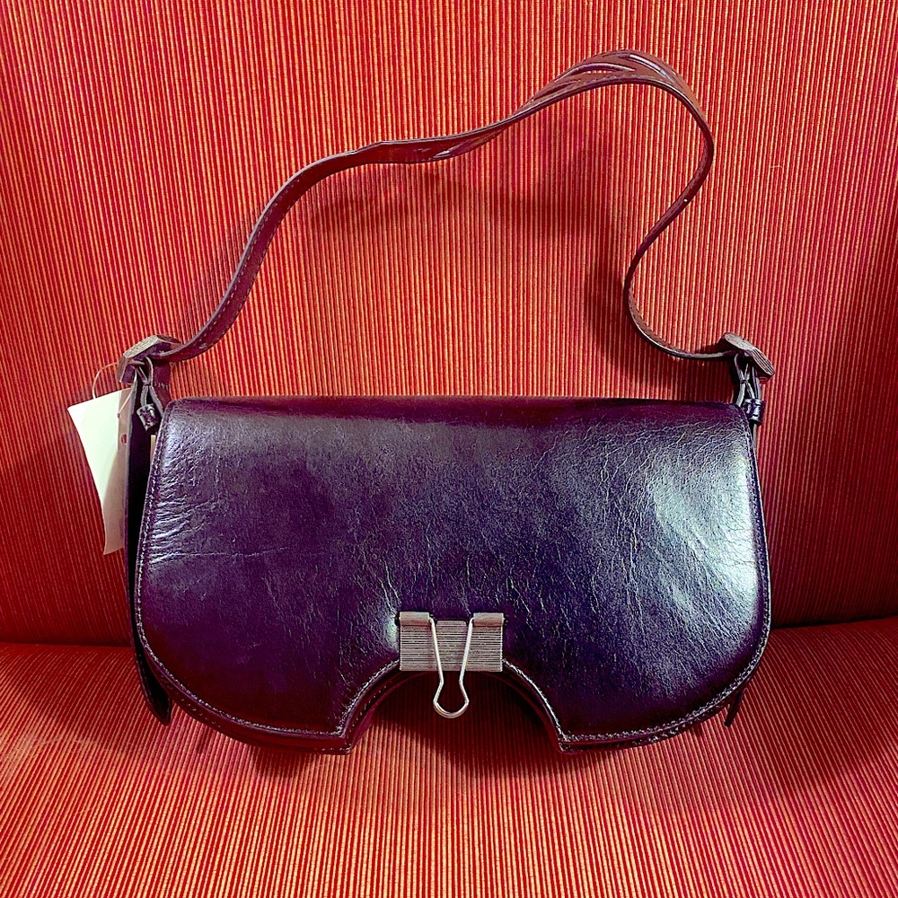 OFF-WHITE “Swiss Flap bag” in crackle leather with metallic Binder clip RARE